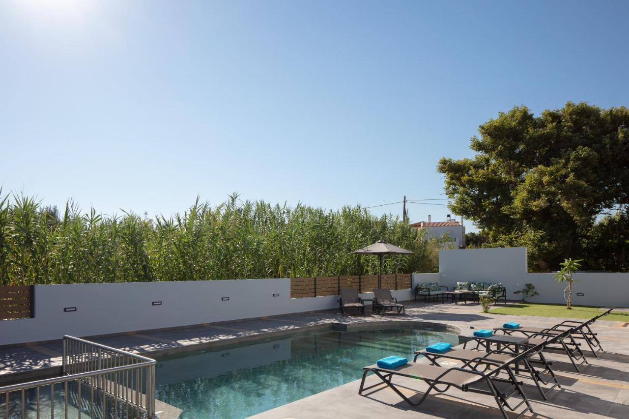 Sunnyside Villas, Ideal For Vibrant Stays,By Thinkvilla Pigianos Kampos  Exterior photo