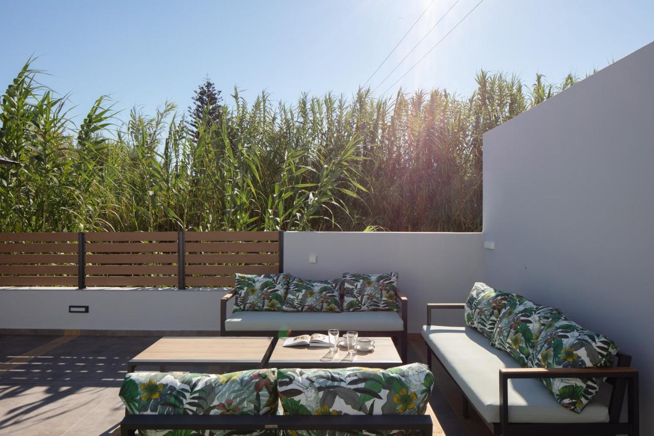 Sunnyside Villas, Ideal For Vibrant Stays,By Thinkvilla Pigianos Kampos  Exterior photo